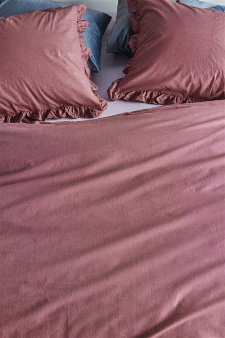 At Home by Beddinghouse Flamboyant Dekbedovertrek - Dark Pink Dekbedovertrek kopen